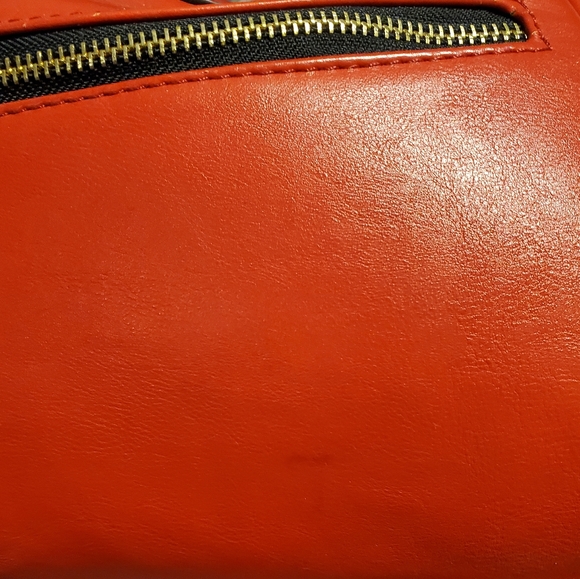 Red Faux Leather Shoulder Bag Cross Body Purse - Picture 9 of 16